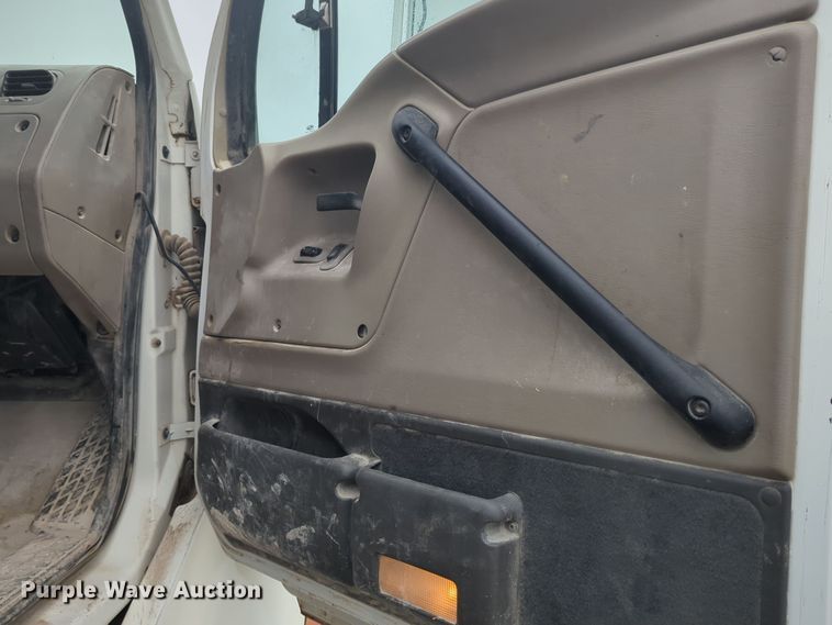 image for item DT6549 2007 Sterling Acterra utility / service truck