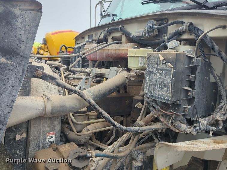 image for item DT6549 2007 Sterling Acterra utility / service truck