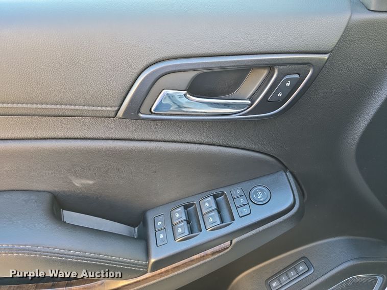 image for item DT6750 2018 Chevrolet Suburban LT SUV