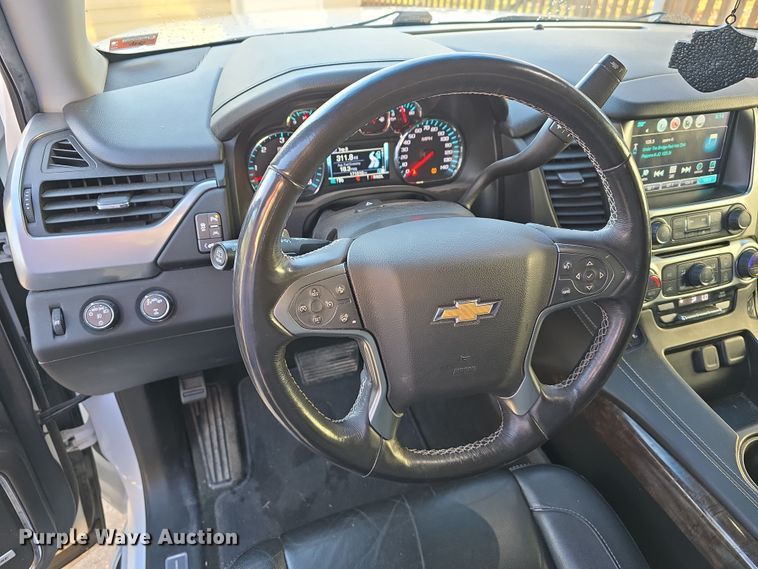 image for item DT6750 2018 Chevrolet Suburban LT SUV