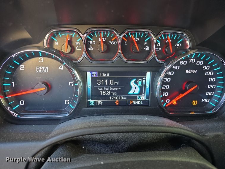 image for item DT6750 2018 Chevrolet Suburban LT SUV