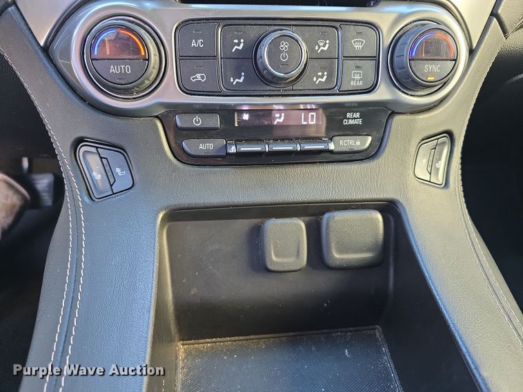 image for item DT6750 2018 Chevrolet Suburban LT SUV