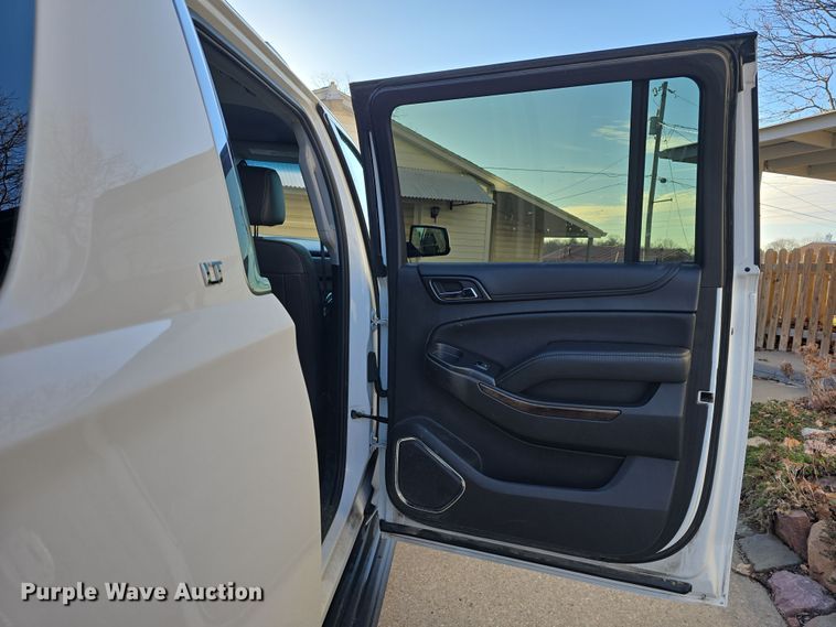 image for item DT6750 2018 Chevrolet Suburban LT SUV