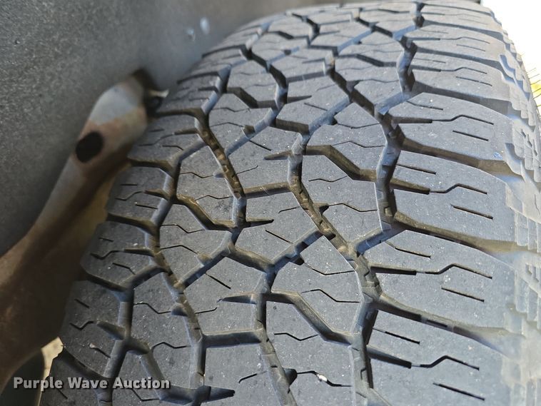 image for item DT6750 2018 Chevrolet Suburban LT SUV