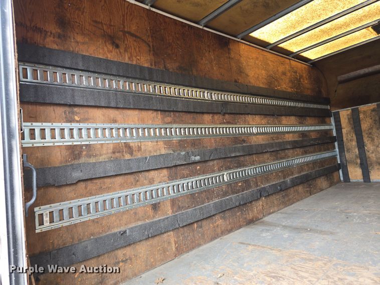 image for item DT6754 1999 Chevrolet Express G3500 delivery van