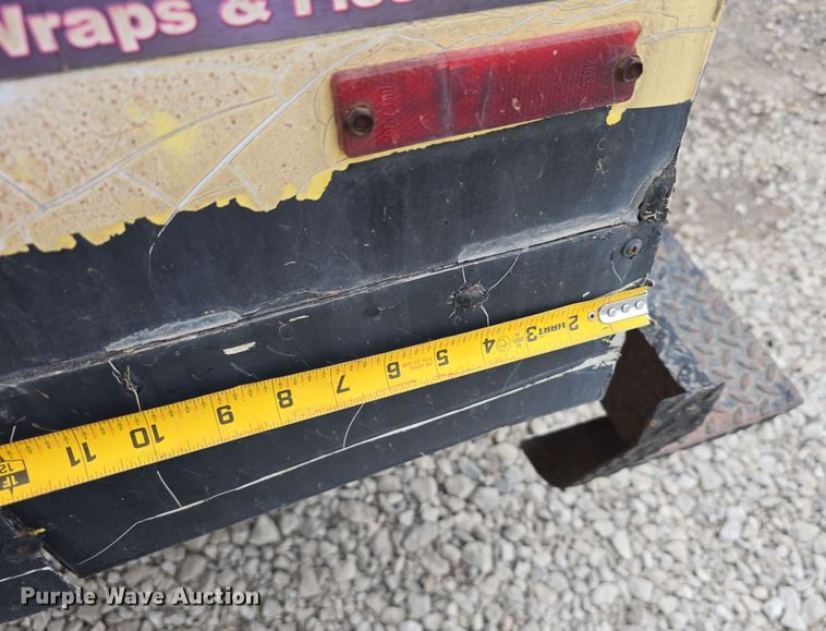 image for item DT6754 1999 Chevrolet Express G3500 delivery van