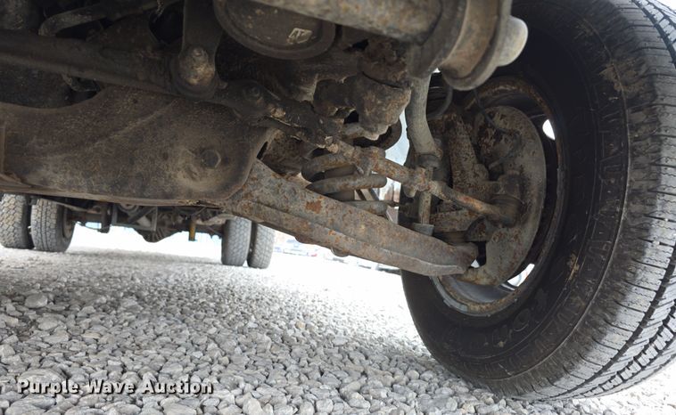 image for item DT6754 1999 Chevrolet Express G3500 delivery van