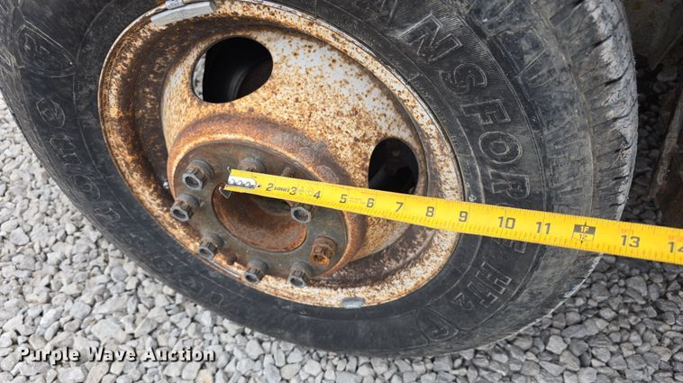 image for item DT6754 1999 Chevrolet Express G3500 delivery van