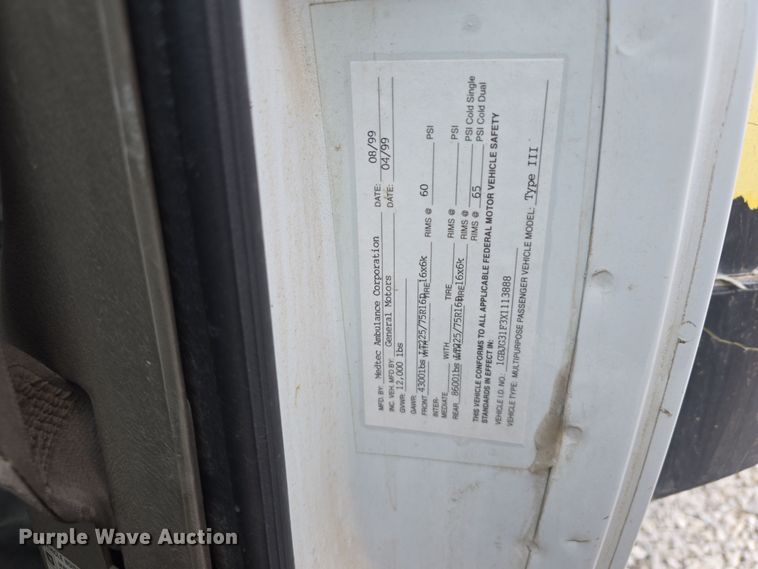 image for item DT6754 1999 Chevrolet Express G3500 delivery van