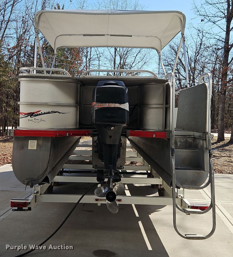 image for item DT7631 1997 Playcraft Powertoon 2600 pontoon boat