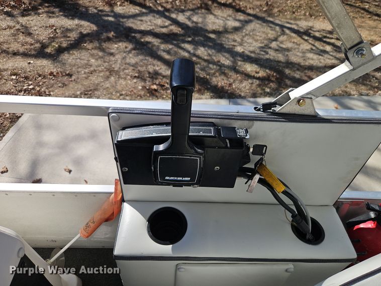 image for item DT7631 1997 Playcraft Powertoon 2600 pontoon boat