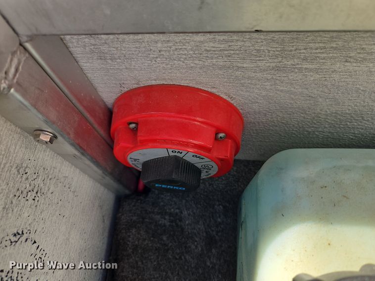 image for item DT7631 1997 Playcraft Powertoon 2600 pontoon boat