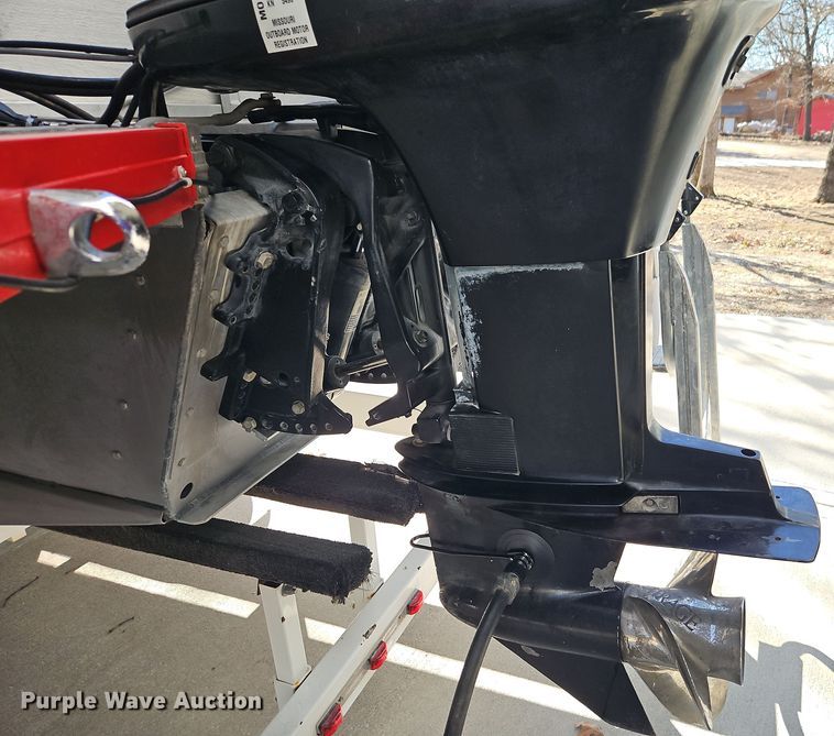 image for item DT7631 1997 Playcraft Powertoon 2600 pontoon boat