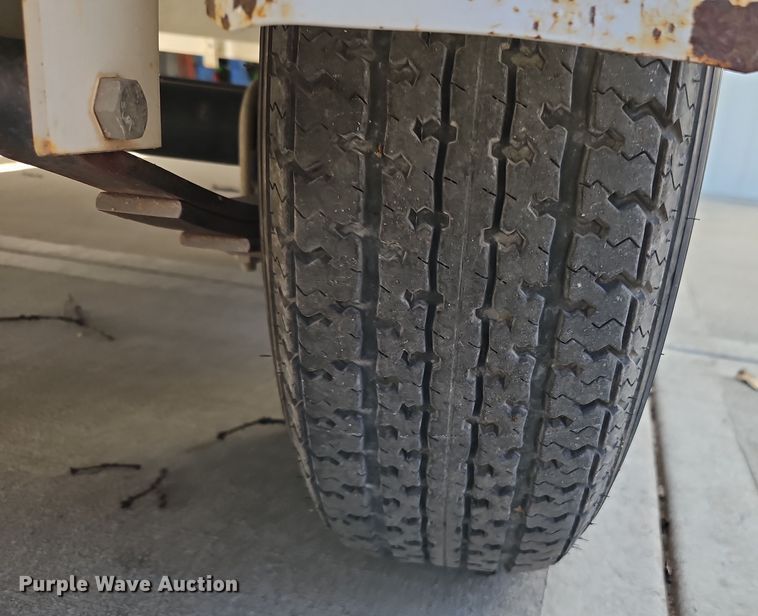 image for item DT7631 1997 Playcraft Powertoon 2600 pontoon boat