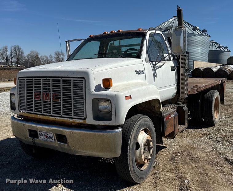image for item DU3376 1991 GMC TopKick flatbed truck