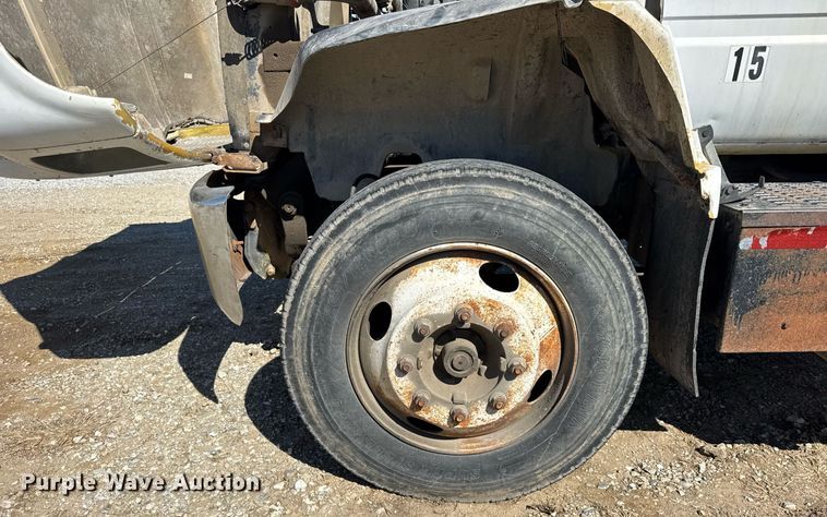 image for item DU3376 1991 GMC TopKick flatbed truck