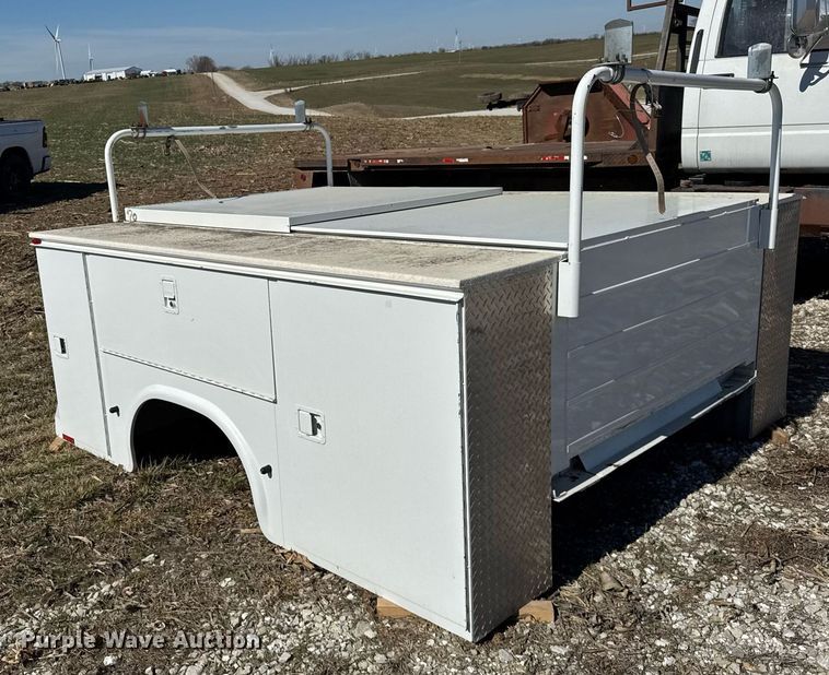 image for item DU3381 Knapheide 696D54J utility bed