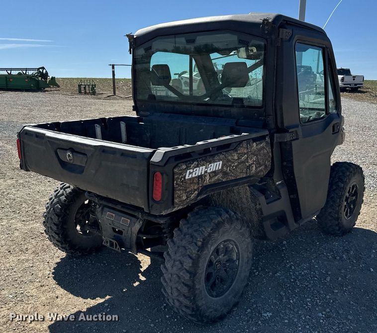 image for item DU3383 2022 Can-Am Defender Limited HD10 utility vehicle