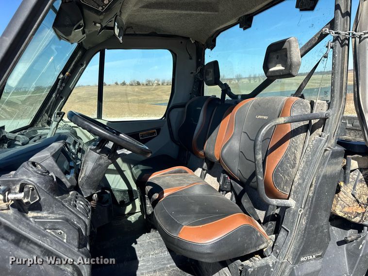 image for item DU3383 2022 Can-Am Defender Limited HD10 utility vehicle