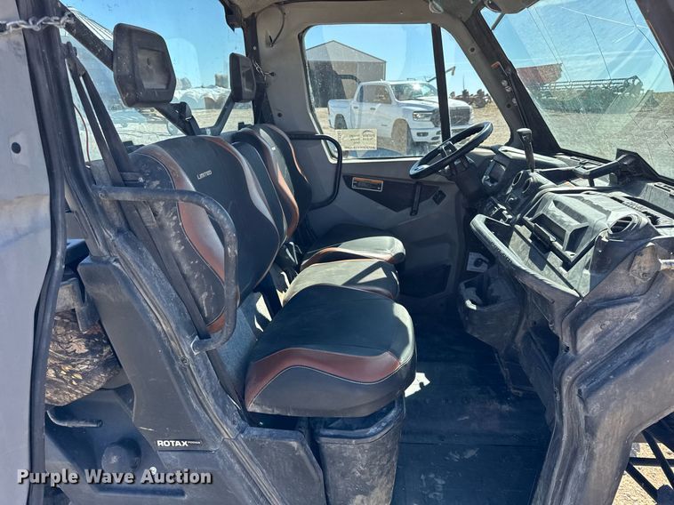 image for item DU3383 2022 Can-Am Defender Limited HD10 utility vehicle