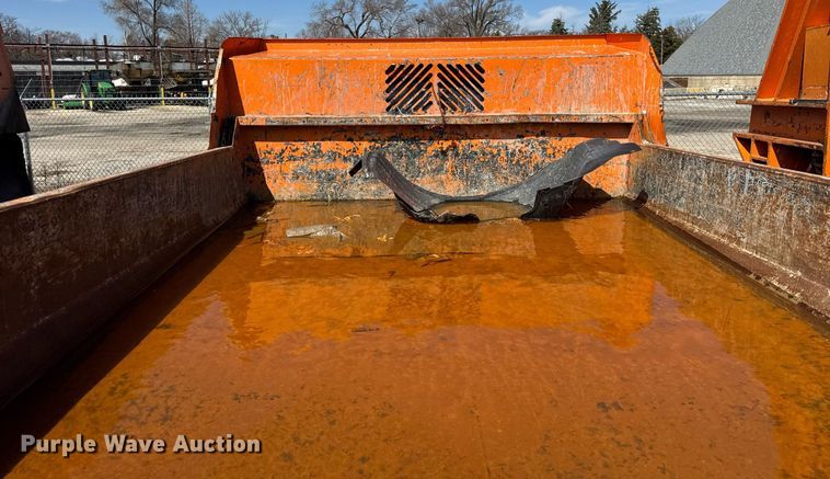 image for item DU3410 2003 Ford F550 Super Duty dump truck