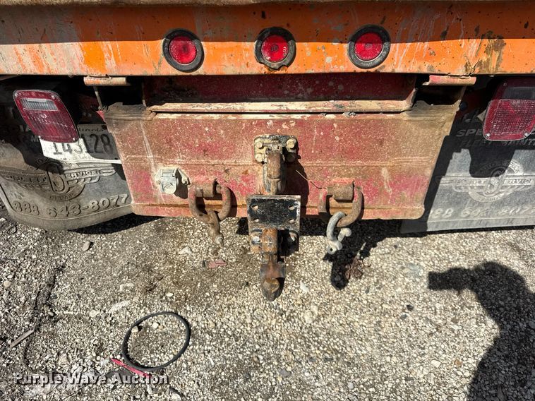 image for item DU3410 2003 Ford F550 Super Duty dump truck
