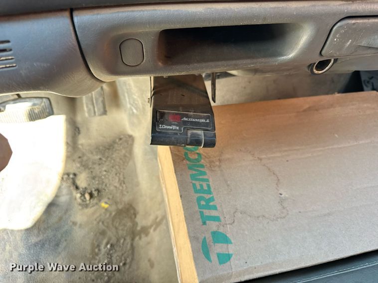 image for item DU3410 2003 Ford F550 Super Duty dump truck