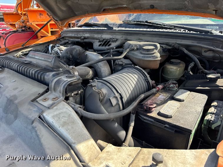 image for item DU3410 2003 Ford F550 Super Duty dump truck