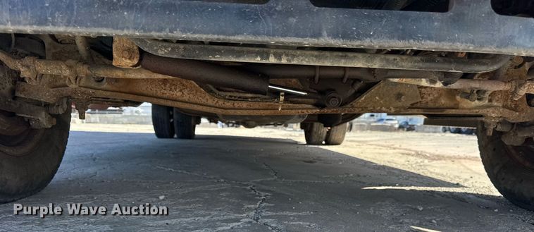 image for item DU3413 2005 Collins shuttle bus