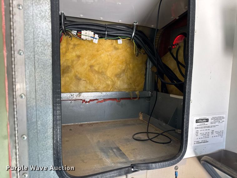 image for item DU3413 2005 Collins shuttle bus