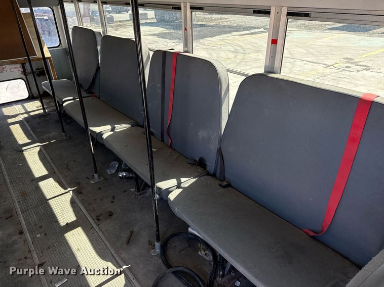 image for item DU3413 2005 Collins shuttle bus