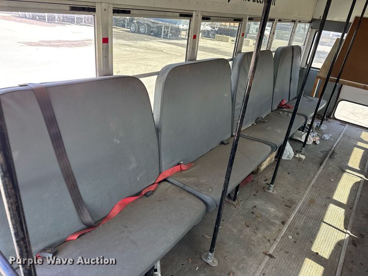 image for item DU3413 2005 Collins shuttle bus