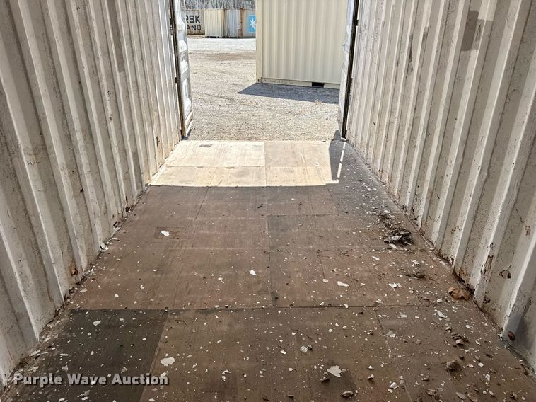 image for item DU3424 2007 CIMC shipping container