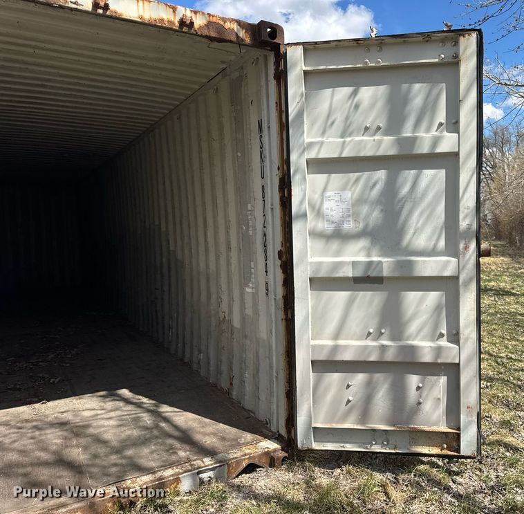 image for item DU3426 2004 Xiamen Pacific shipping container