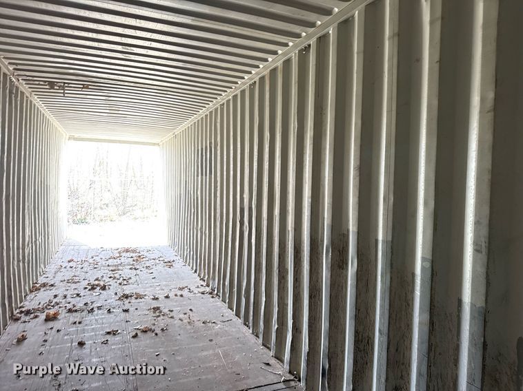 image for item DU3426 2004 Xiamen Pacific shipping container