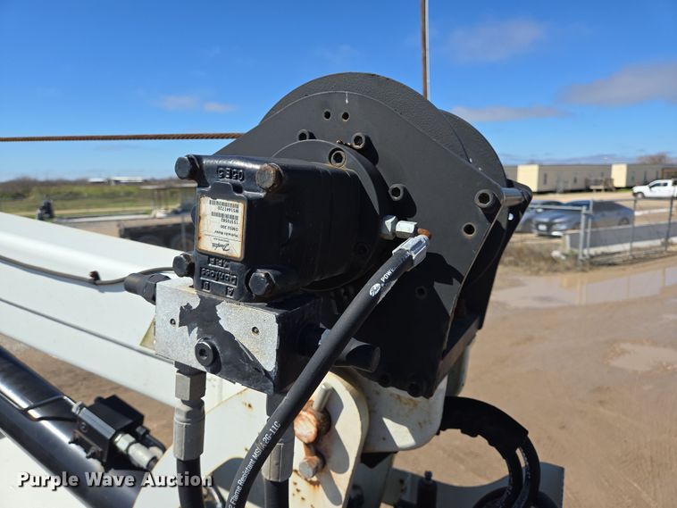 image for item DV1284 2015 Ford F550 Super Duty XL utility / service truck