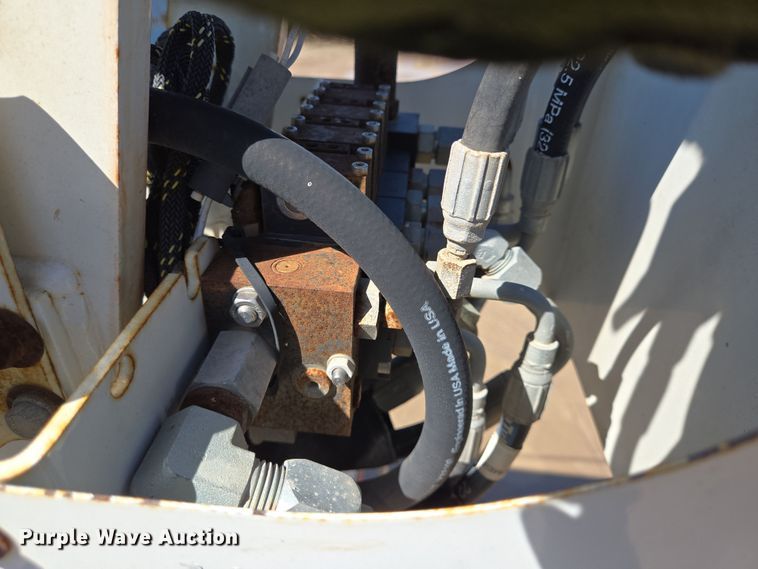 image for item DV1284 2015 Ford F550 Super Duty XL utility / service truck