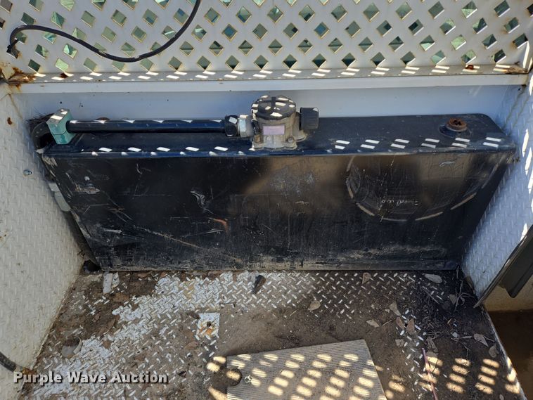 image for item DV1284 2015 Ford F550 Super Duty XL utility / service truck