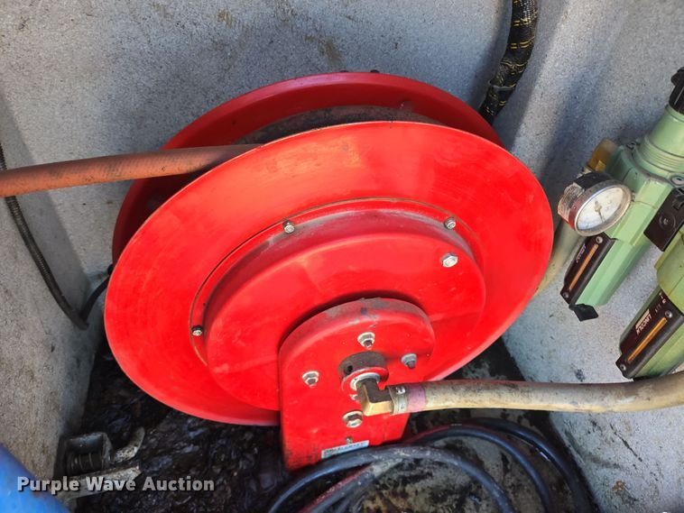 image for item DV1284 2015 Ford F550 Super Duty XL utility / service truck