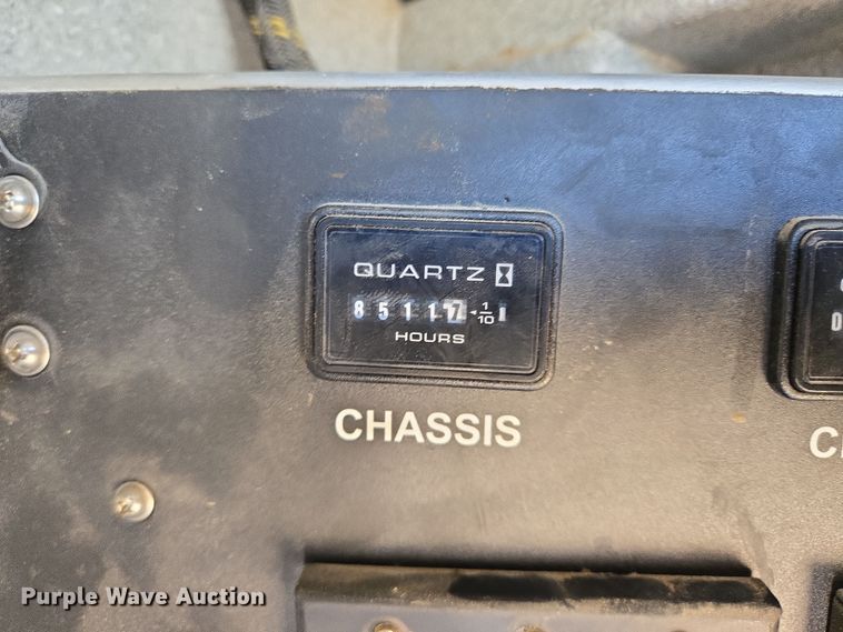 image for item DV1284 2015 Ford F550 Super Duty XL utility / service truck