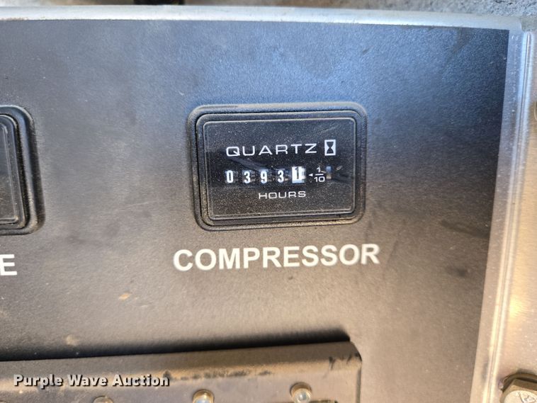 image for item DV1284 2015 Ford F550 Super Duty XL utility / service truck