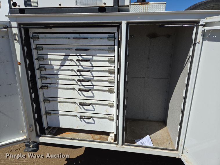 image for item DV1284 2015 Ford F550 Super Duty XL utility / service truck