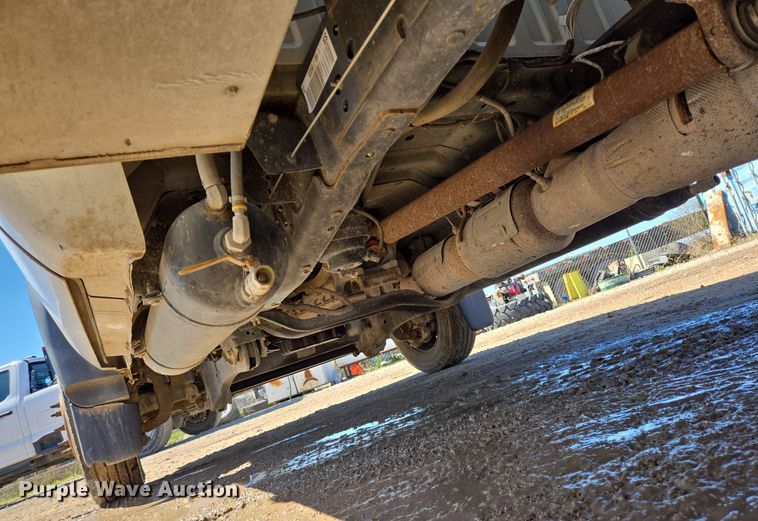 image for item DV1284 2015 Ford F550 Super Duty XL utility / service truck