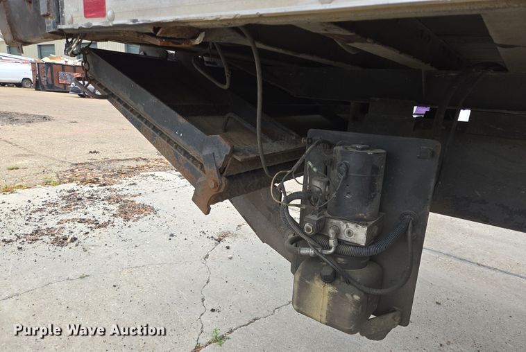 image for item DV1364 2008 Ford F650 Super Duty truck cab and chassis