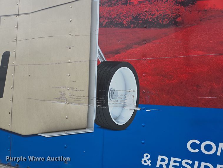 image for item DV1364 2008 Ford F650 Super Duty truck cab and chassis