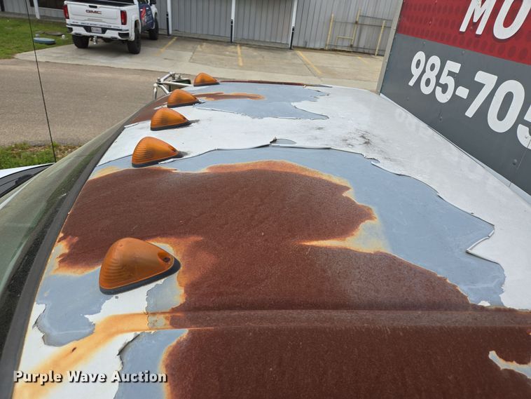 image for item DV1364 2008 Ford F650 Super Duty truck cab and chassis