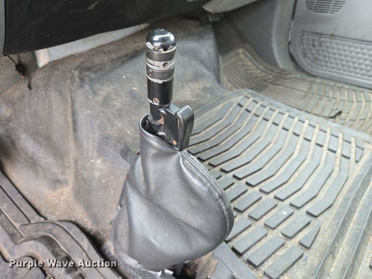 image for item DV1364 2008 Ford F650 Super Duty truck cab and chassis