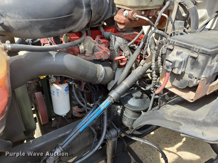 image for item DV1364 2008 Ford F650 Super Duty truck cab and chassis