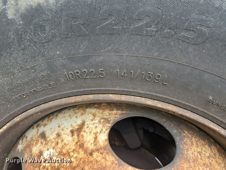 image for item DV1364 2008 Ford F650 Super Duty truck cab and chassis