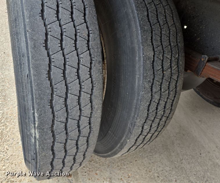 image for item DV1364 2008 Ford F650 Super Duty truck cab and chassis